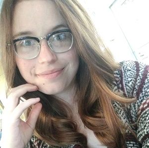 Meet your Posher, Alex